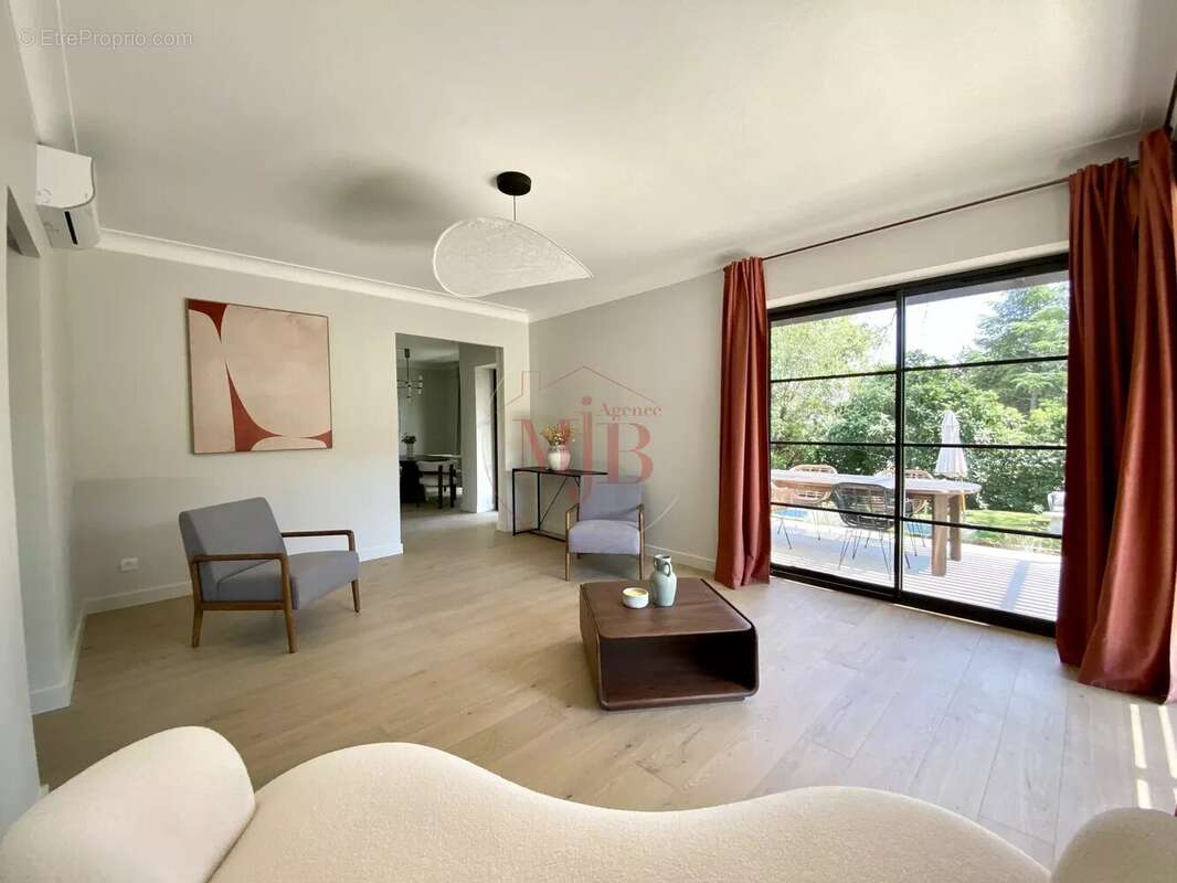 Aix ville a pied  -toutes commodites - photo 7