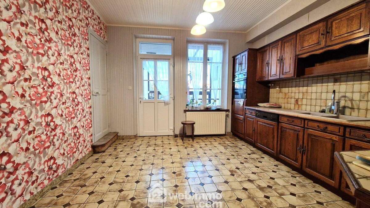 Une cuisine spacieuse de 15 m² - Maison à LAON