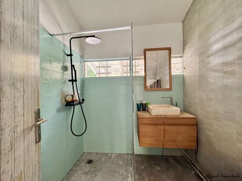 Commerce à SAINT-FRANCOIS