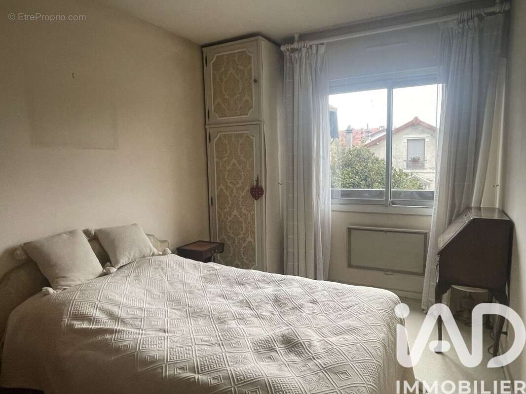 Photo 7 - Appartement à BOURG-LA-REINE