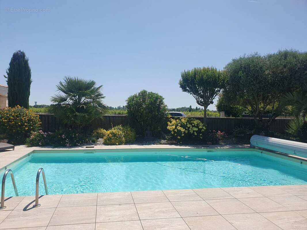 Maison à MONTPELLIER-DE-MEDILLAN