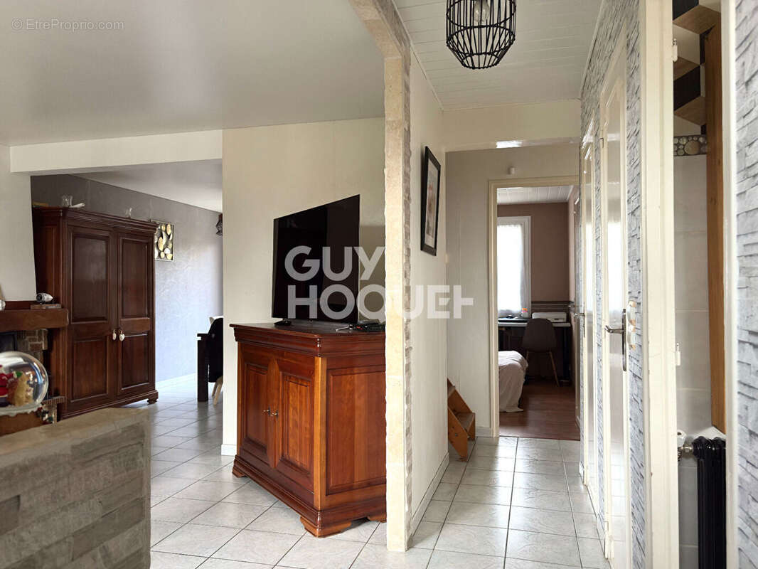 Maison à SOISY-SUR-SEINE