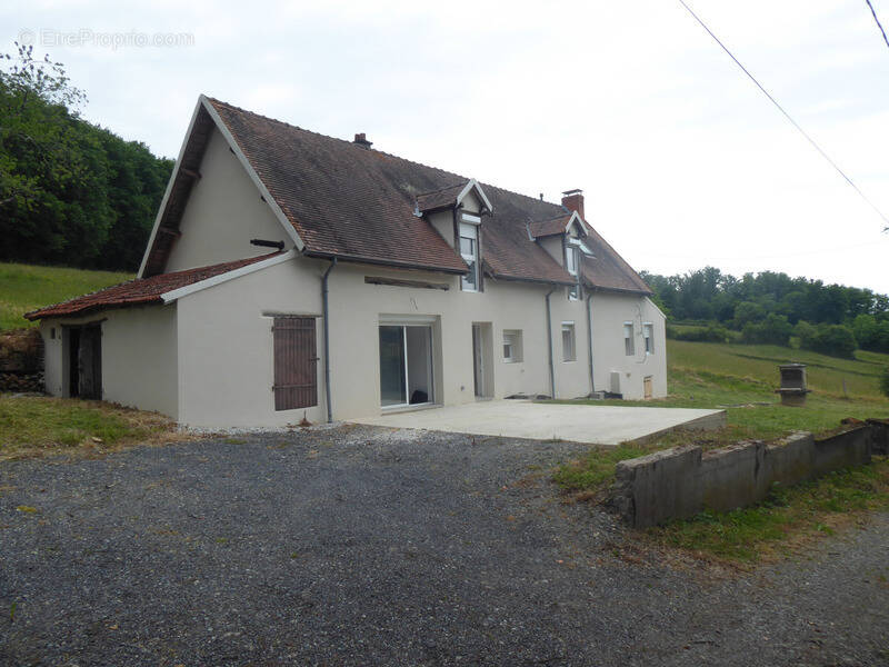 Maison à LES GUERREAUX