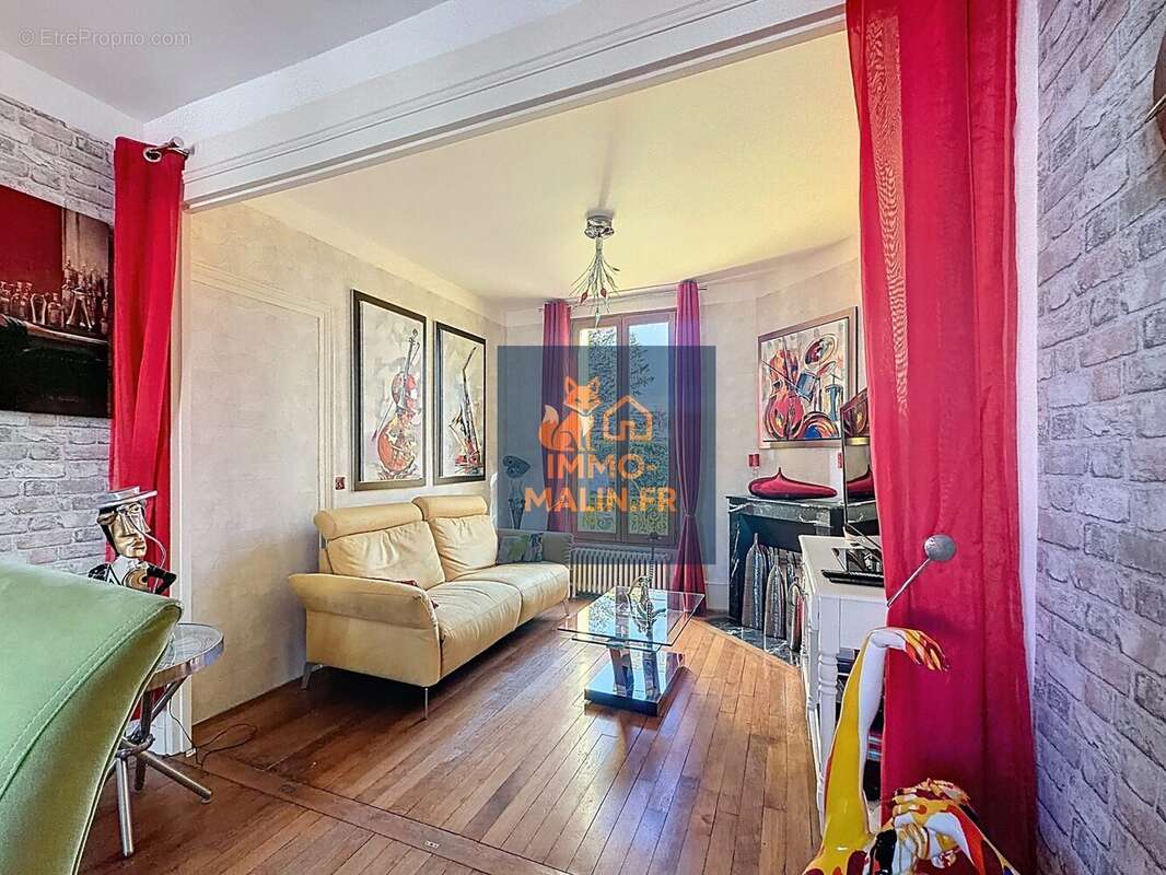 Salon - Maison à NANTERRE