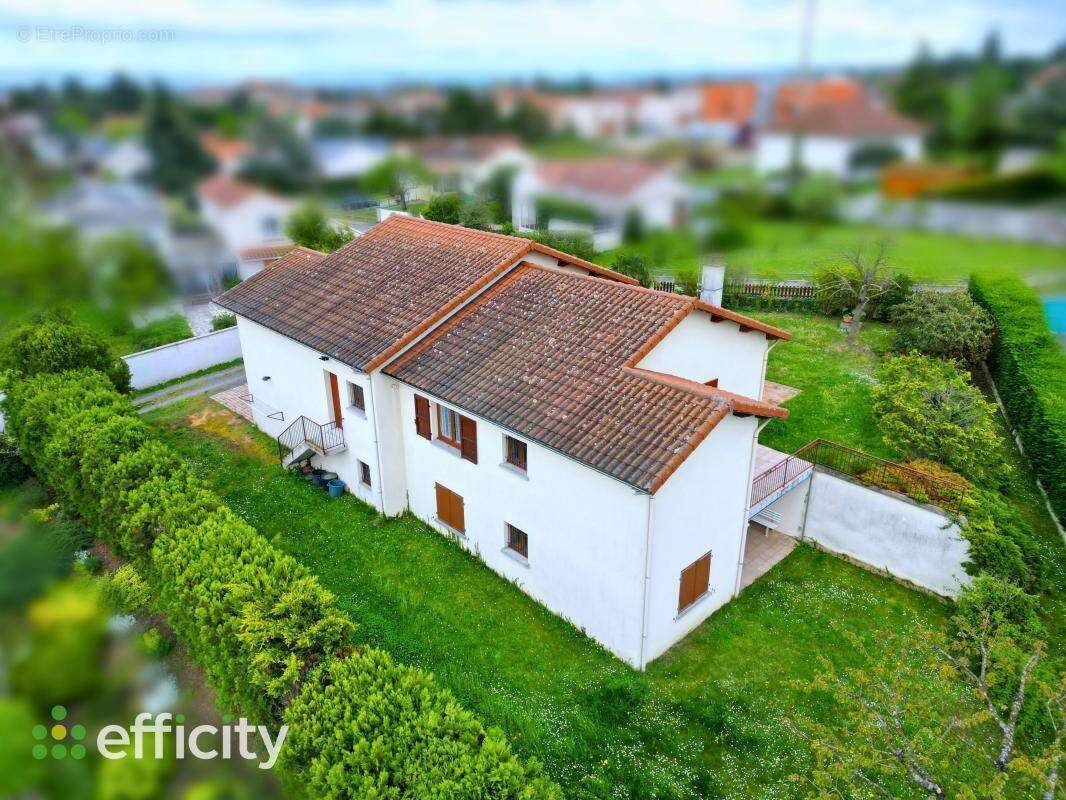 Maison à MONTBRISON