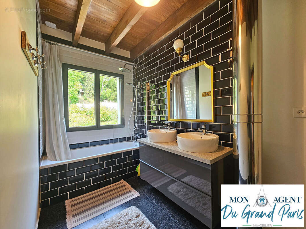 Maison à MARCOUSSIS