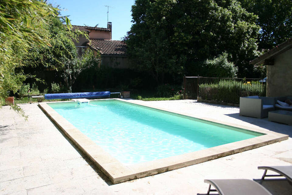 Terrain 400 m² à Avignon  - photo 3