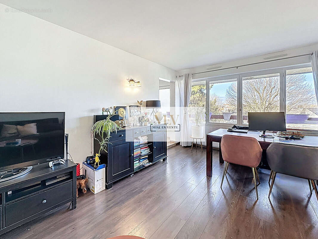 Appartement à BRY-SUR-MARNE