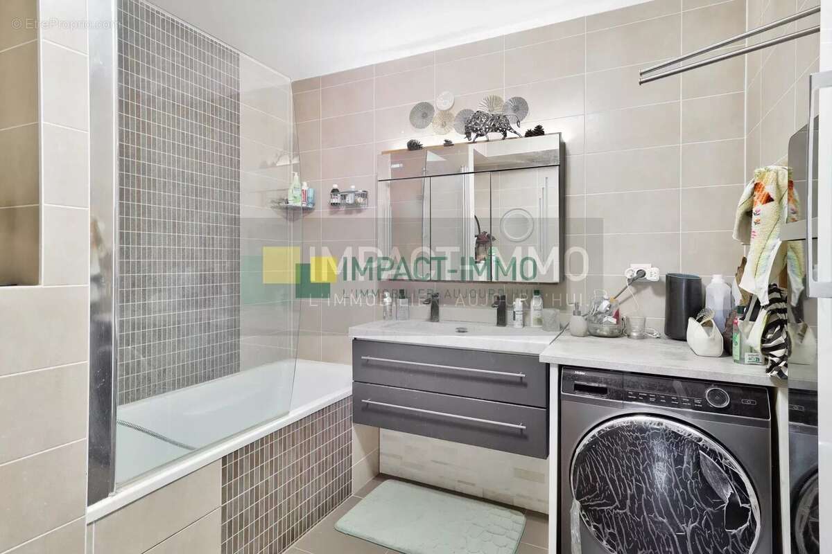 Appartement à SURESNES