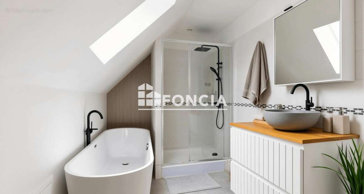 Maison à LE THILLAY