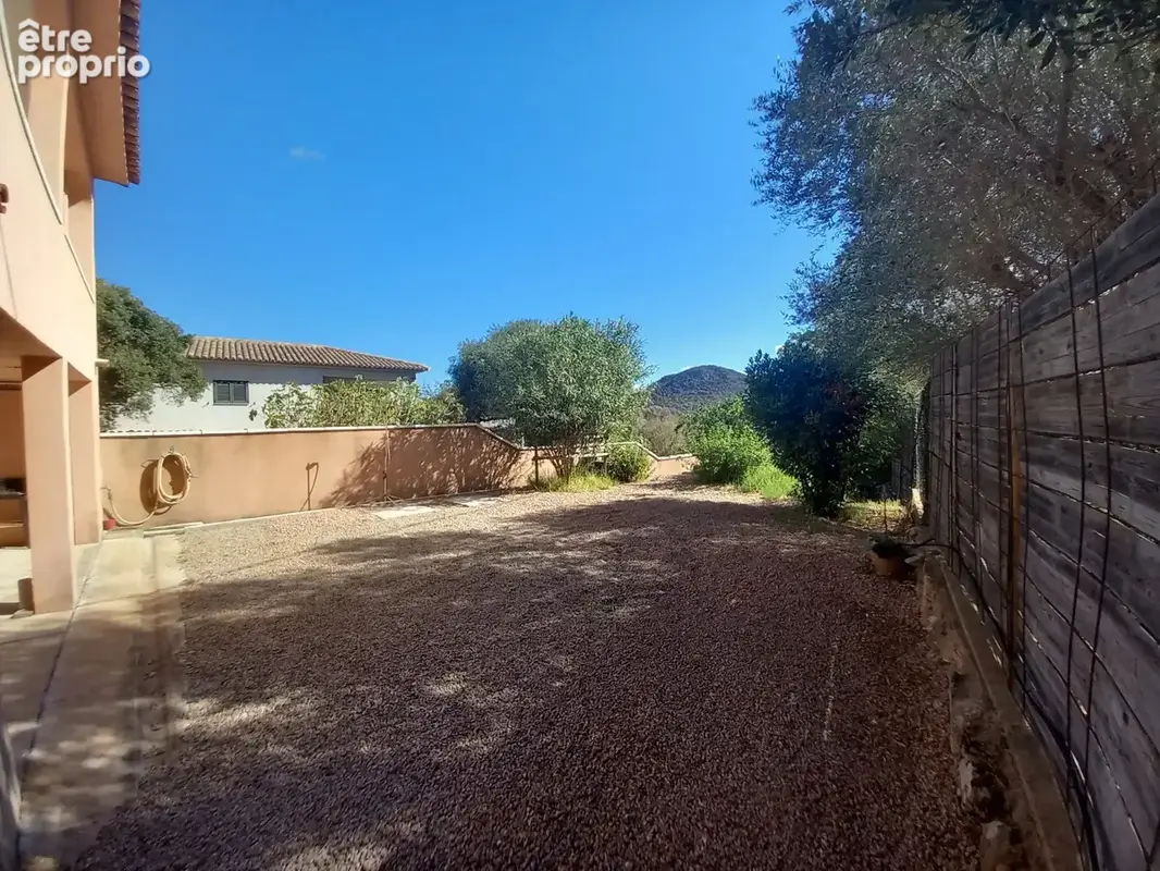 Villa avec terrasse entre calme et nature à Precojo - photo 17