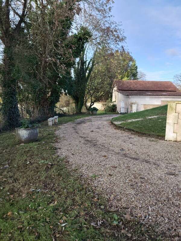 Maison à LA COURONNE