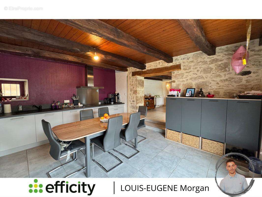 Maison 115 m² à Charroux  - photo 7