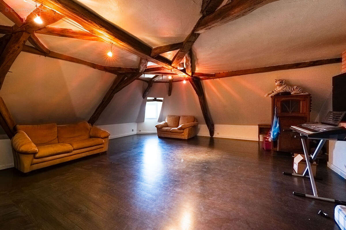 Maison à BRISSAC-QUINCE