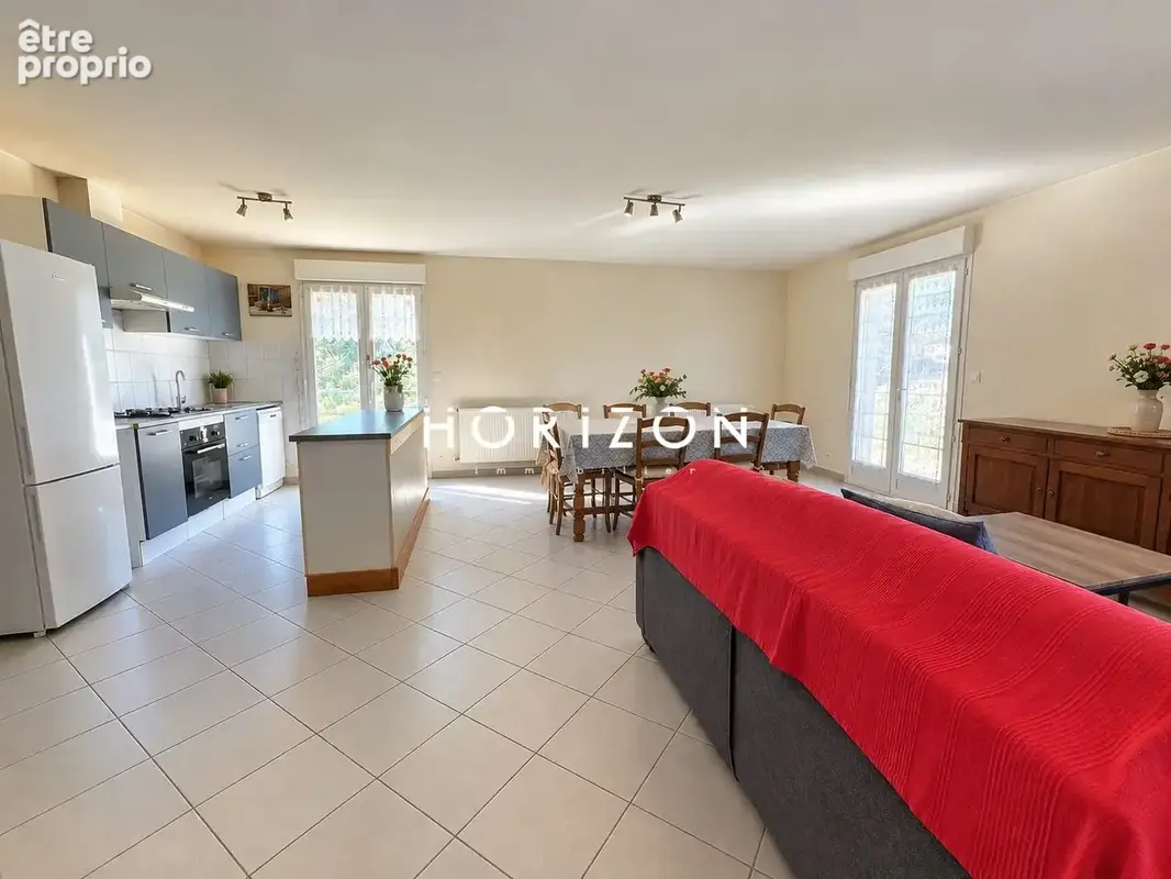 Maison 4 pièces 90 m² à vendre à Illiat (01140) - photo 4