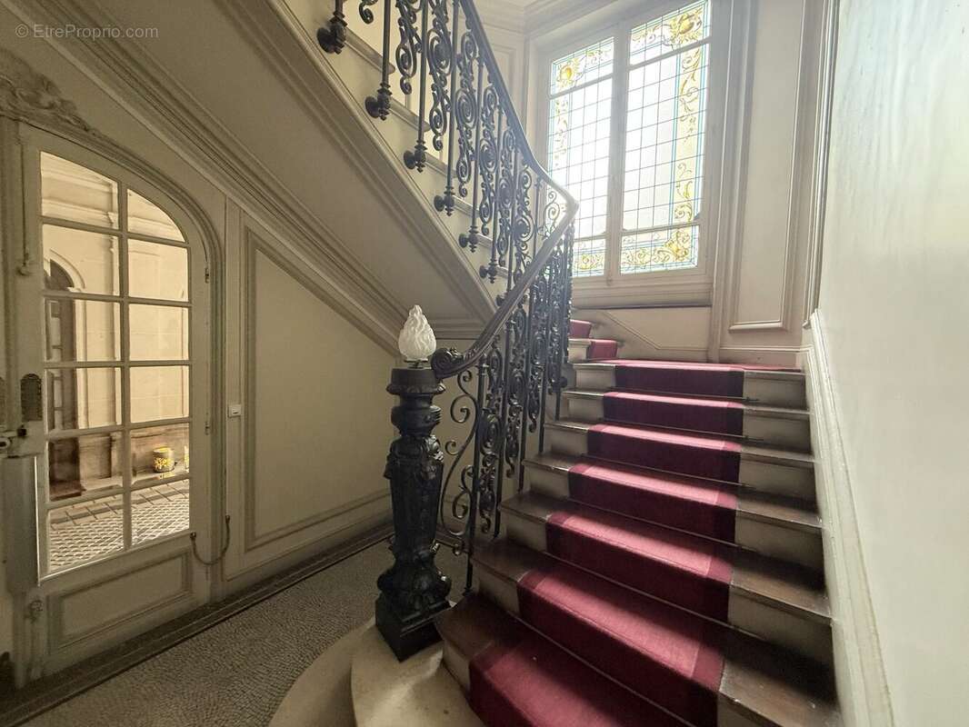 Appartement à PARIS-12E