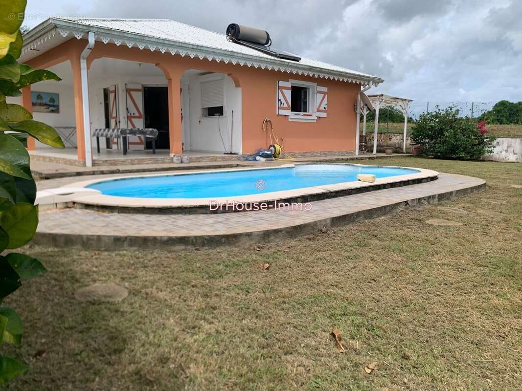 Maison à LE LAMENTIN