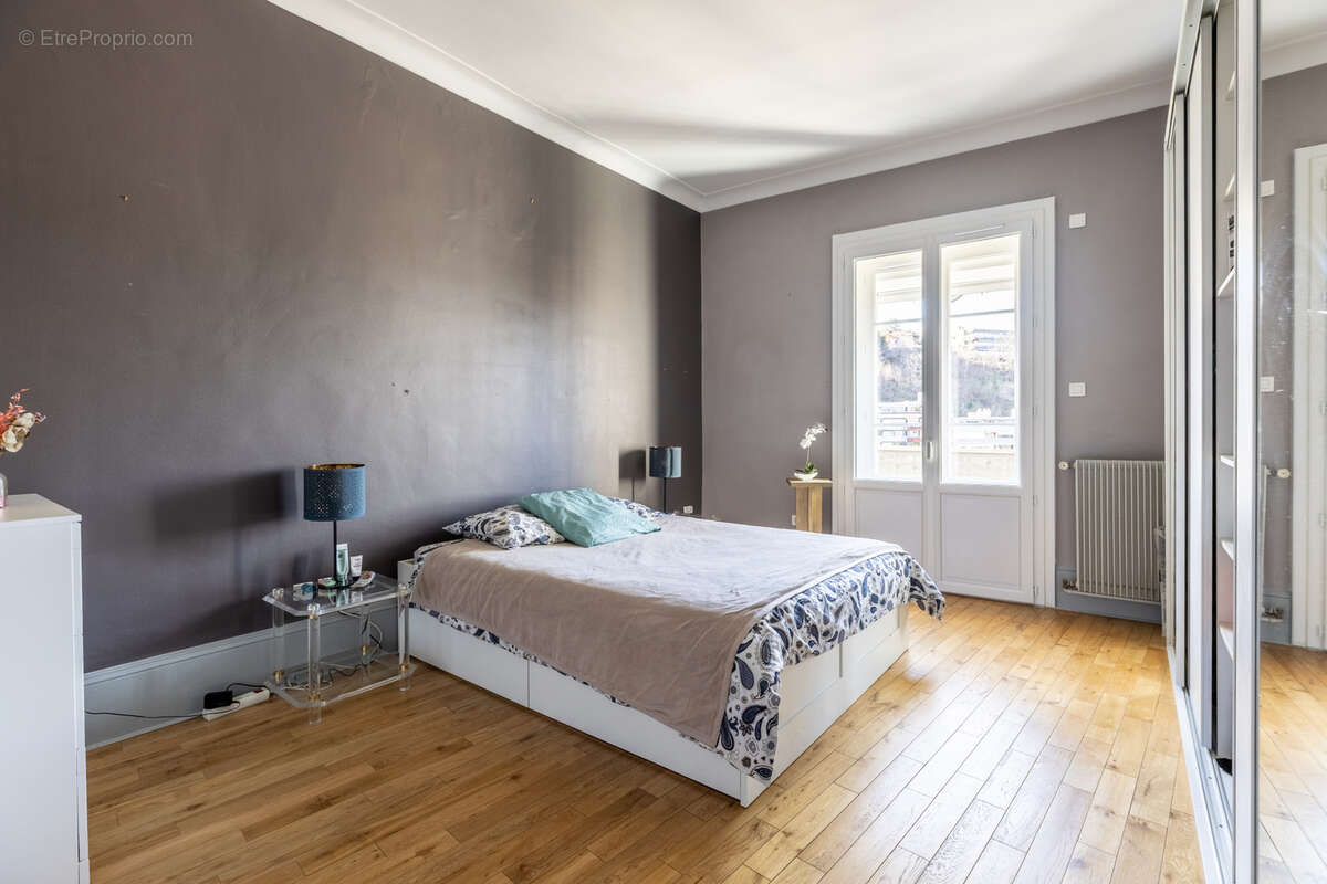 Appartement à CHAMALIERES