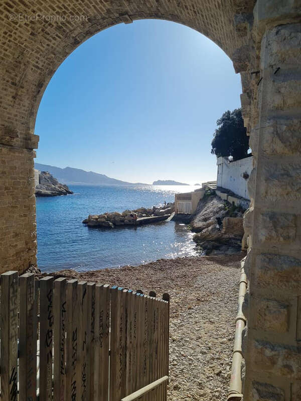 Appartement à MARSEILLE-7E