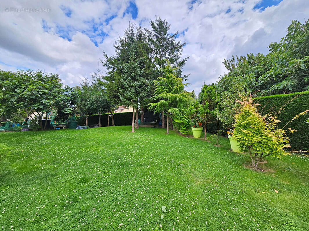 Maison à MESNIL-RAOUL