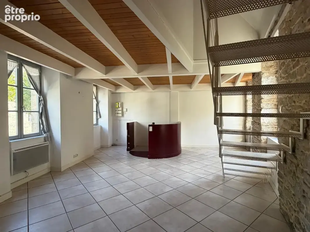 Chaleureux 3 pièces en duplex au Centre-Ville ! - photo 10