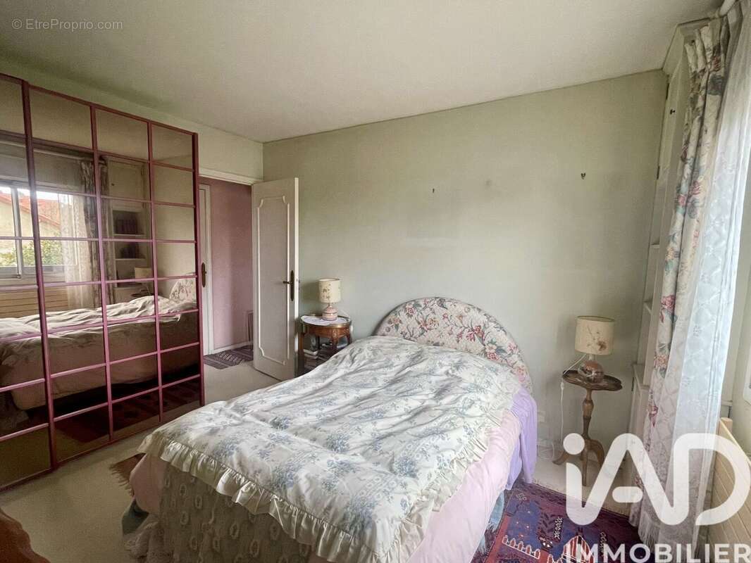 Photo 5 - Appartement à BOURG-LA-REINE