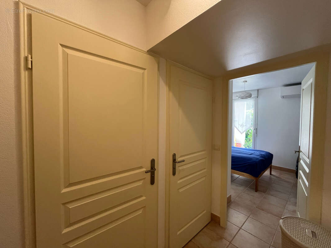 Appartement à SIX-FOURS-LES-PLAGES