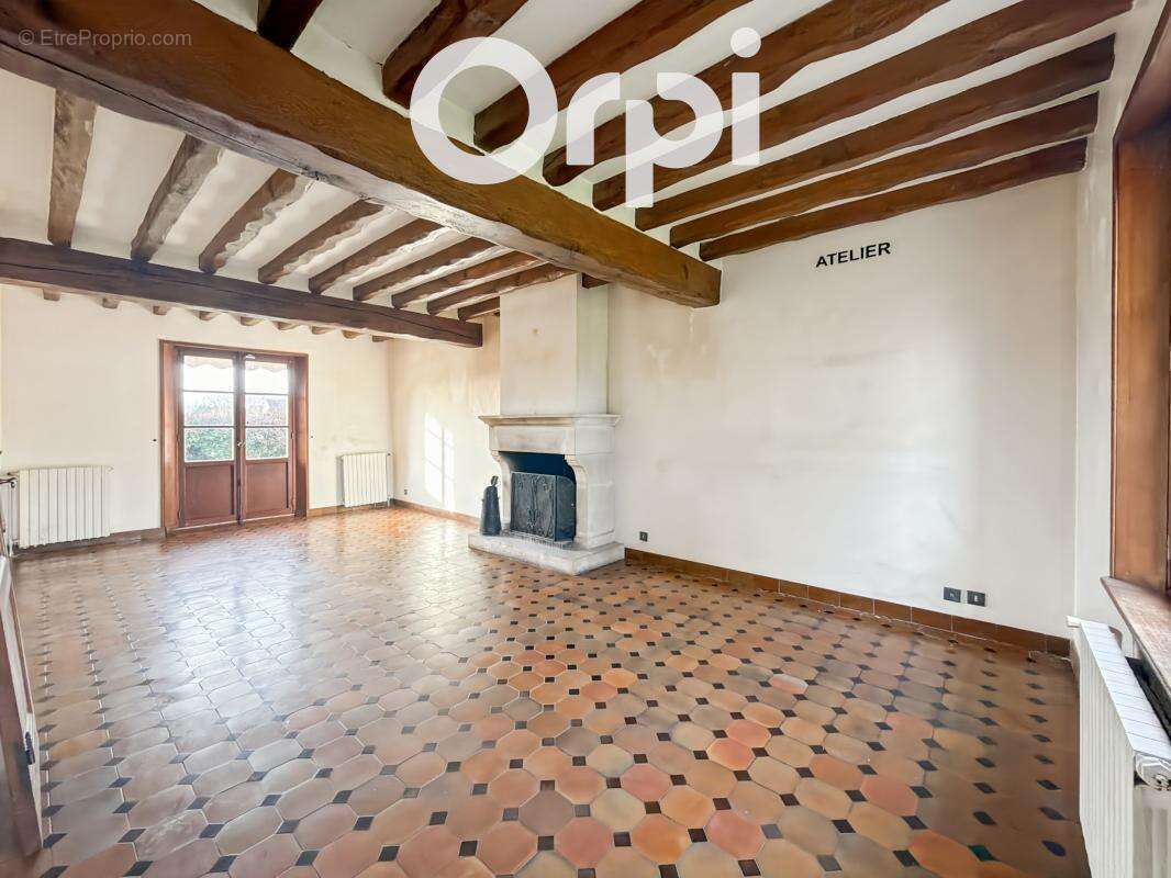 Maison à LACHELLE