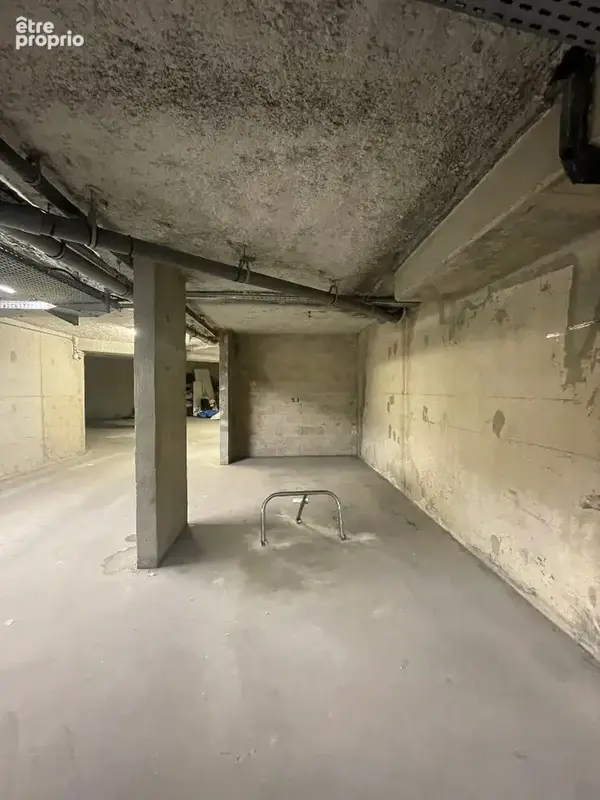 Parking à SAINT-DENIS