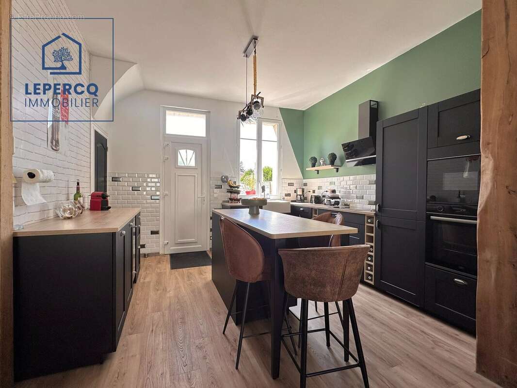 Maison 6 pièces 120 m² - photo 3