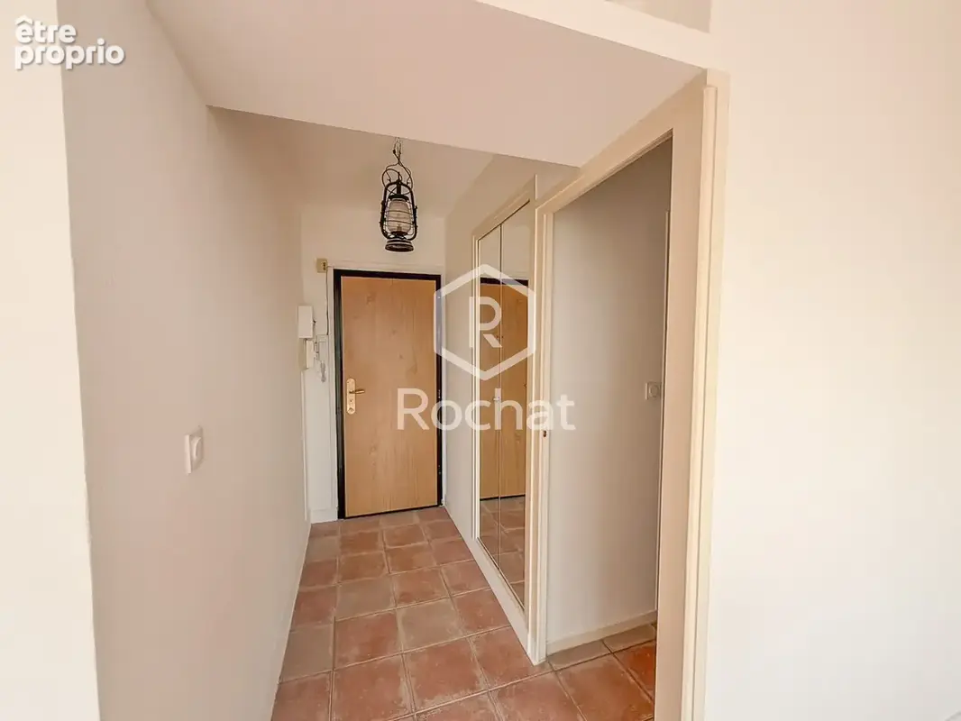 LYON 3   Grand T1 rénové de 40,64 m2 avec balcon, garage fermé et cave inclus - photo 11
