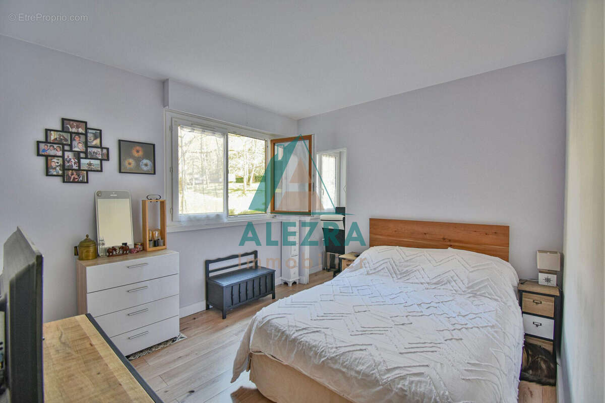 Appartement à LA CELLE-SAINT-CLOUD