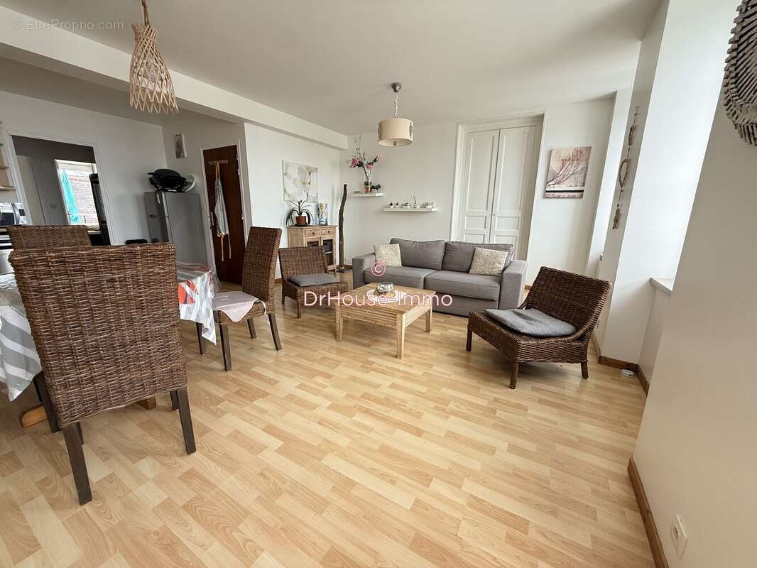 Appartement 66 m² à Saint-Vaast-La-Hougue  - photo 13
