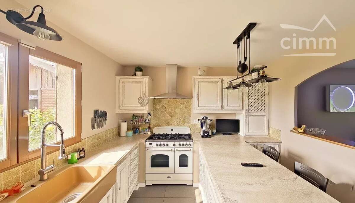 Maison à VAULX-EN-VELIN