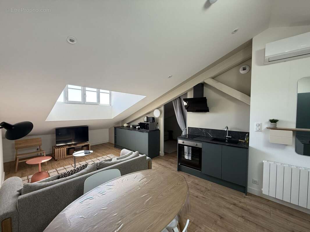 Appartement à LYON-8E