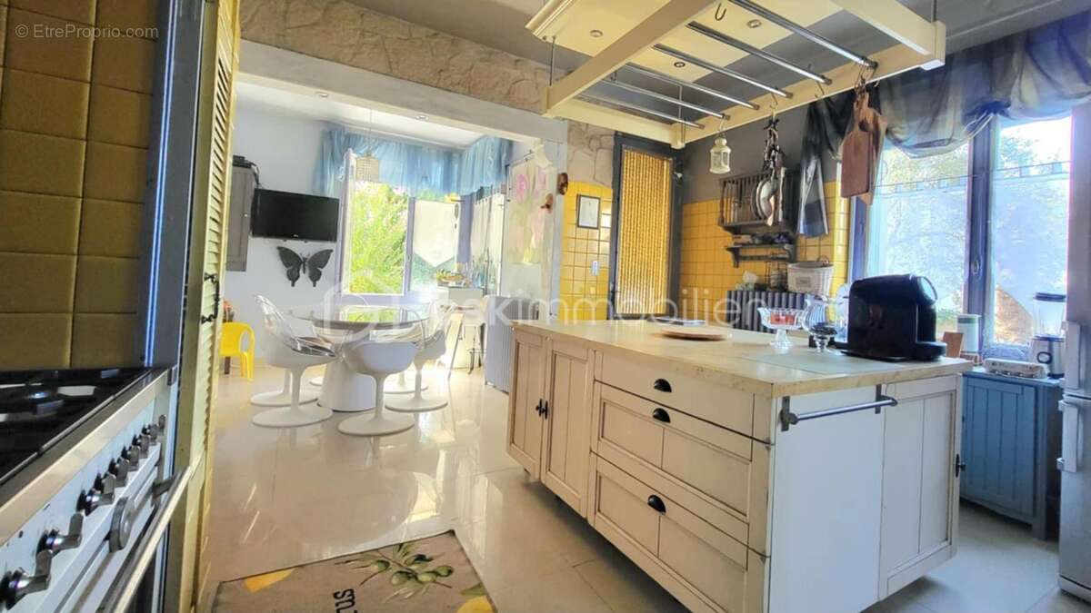 Maison à LABRUGUIERE