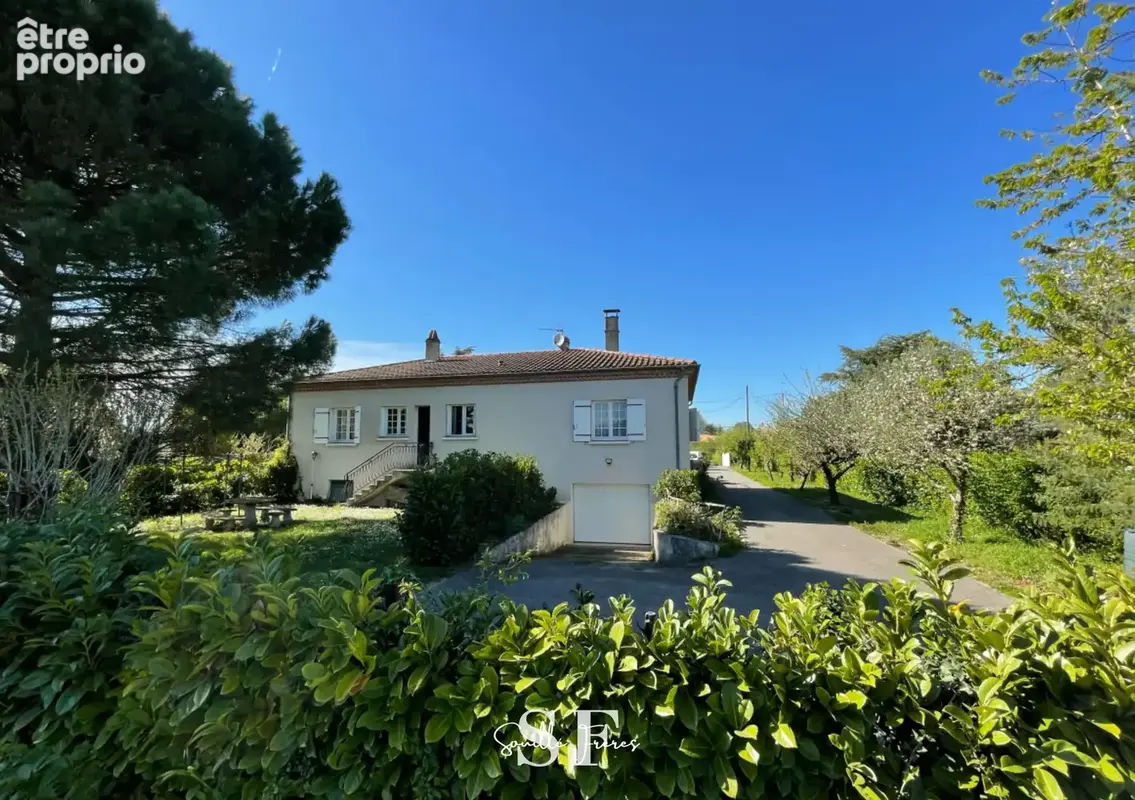 Maison à BRAX