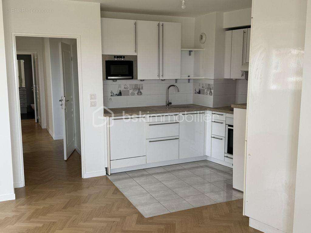 Appartement à ISSY-LES-MOULINEAUX