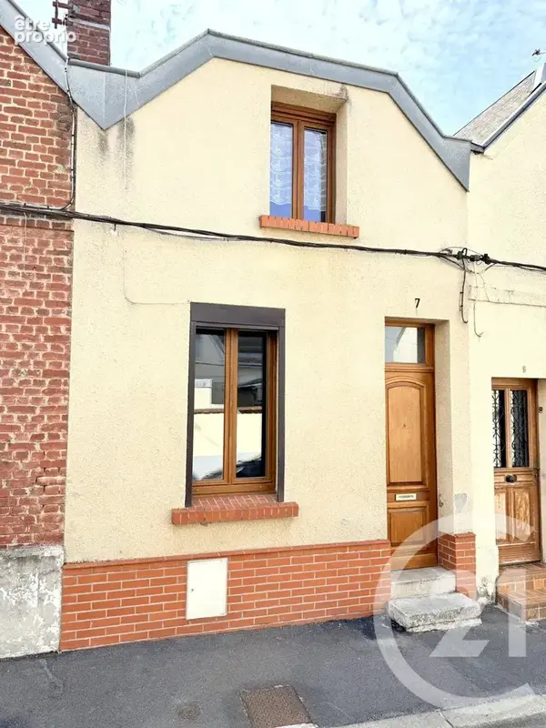 Maison à SAINT-QUENTIN