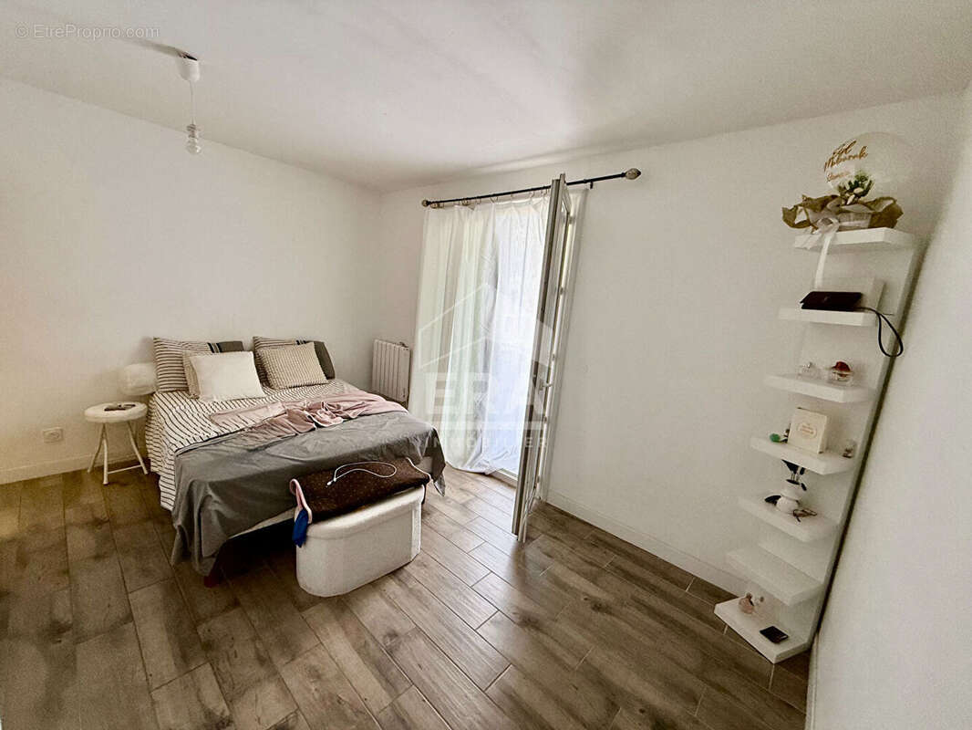 Appartement à SEPTEMES-LES-VALLONS
