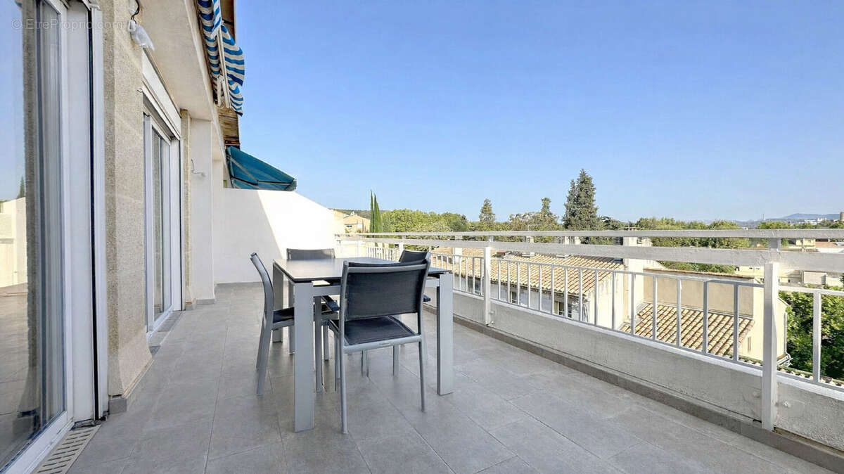 Appartement à AIX-EN-PROVENCE
