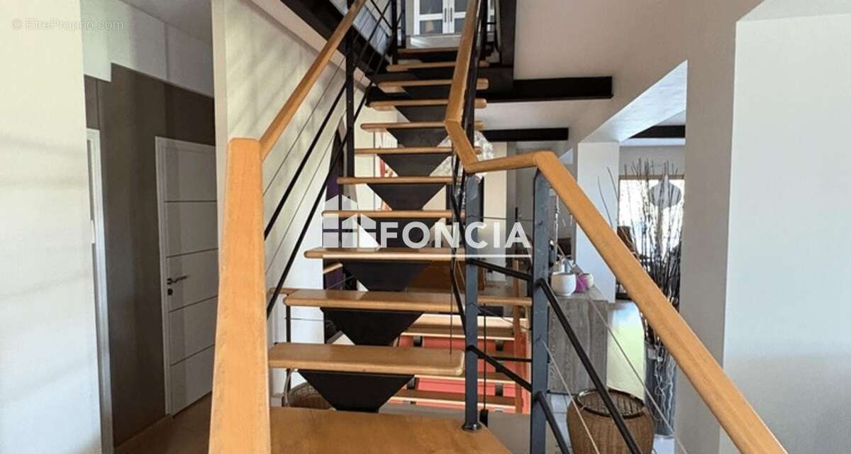 Fougeres proche centre  belle renovation - photo 5