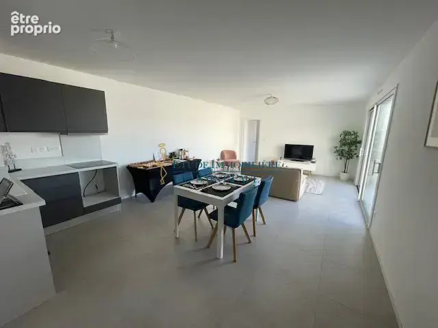 Appartement à SAUVIAN