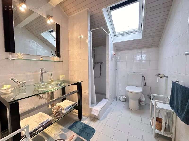 Appartement à REIGNIER