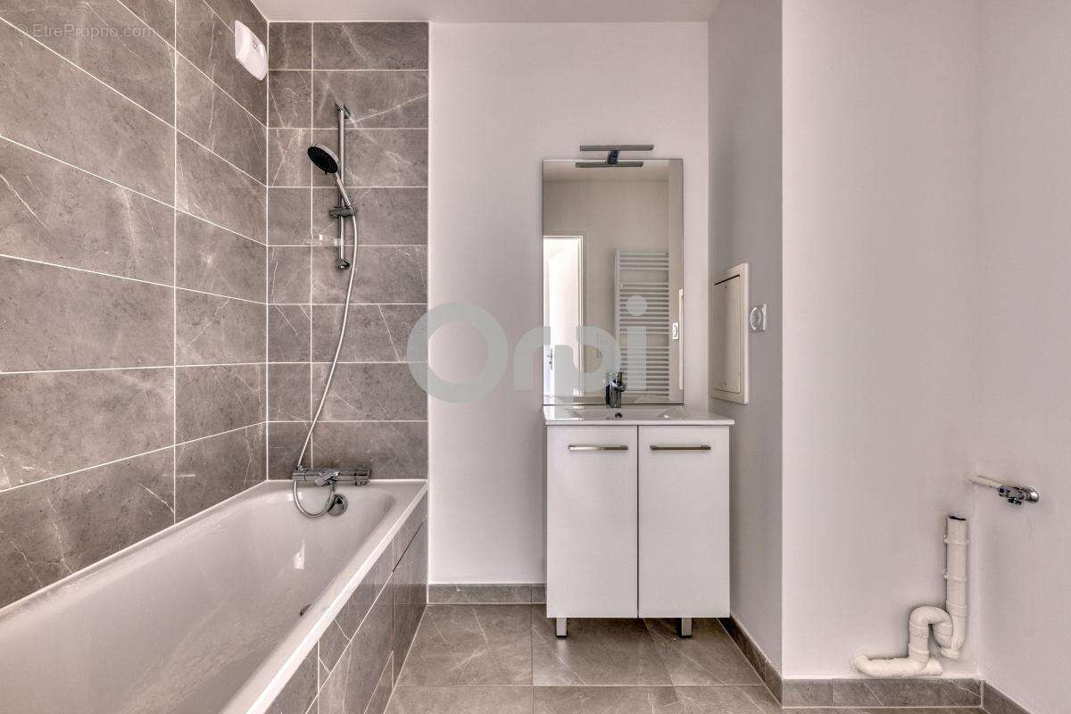 Appartement à BUSSY-SAINT-GEORGES