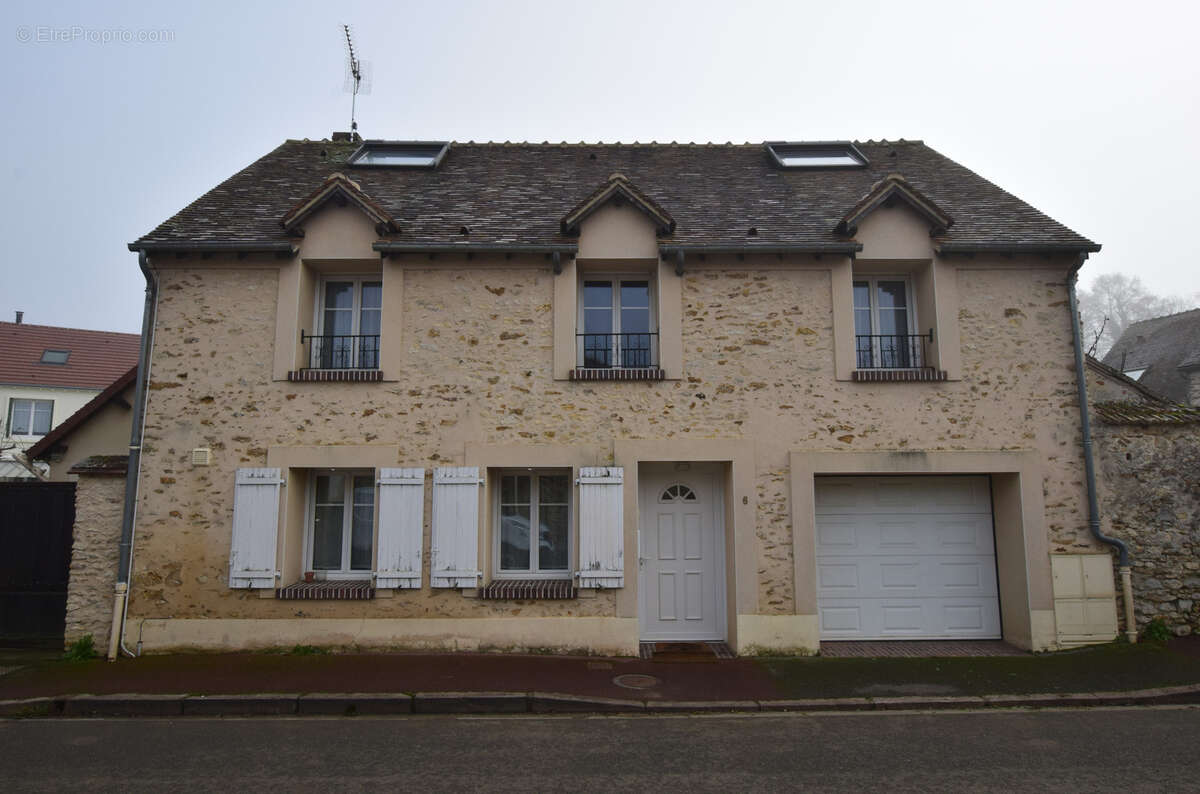 Maison à ABLIS