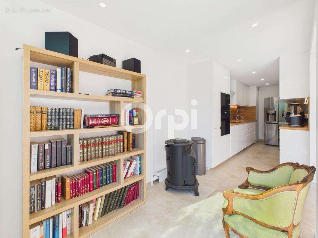 Appartement à MANDELIEU-LA-NAPOULE