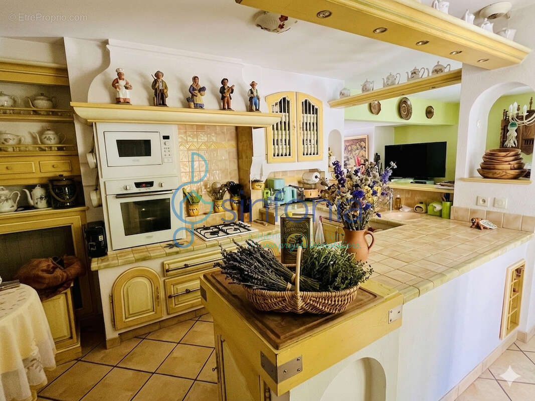 Maison à SERNHAC