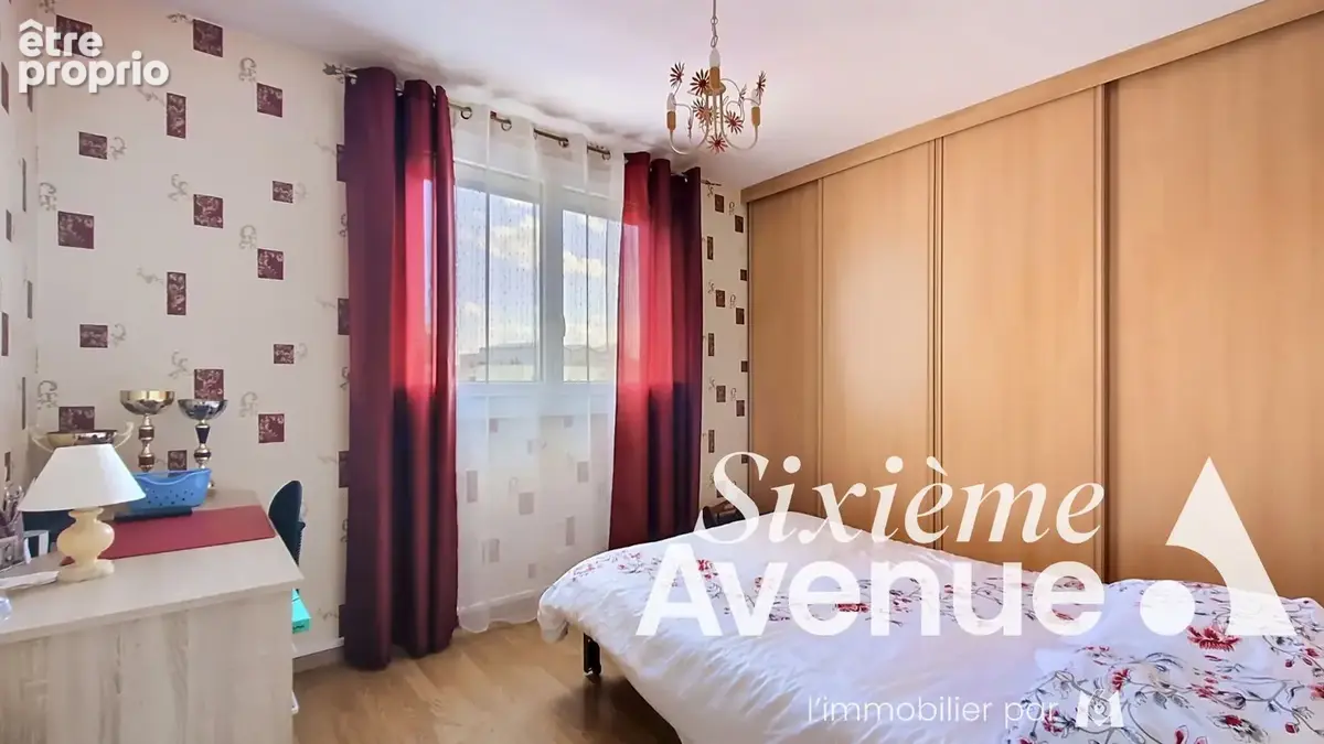 Appartement Saint Priest 4 pièce(s) 83 m2 climatisé - photo 4