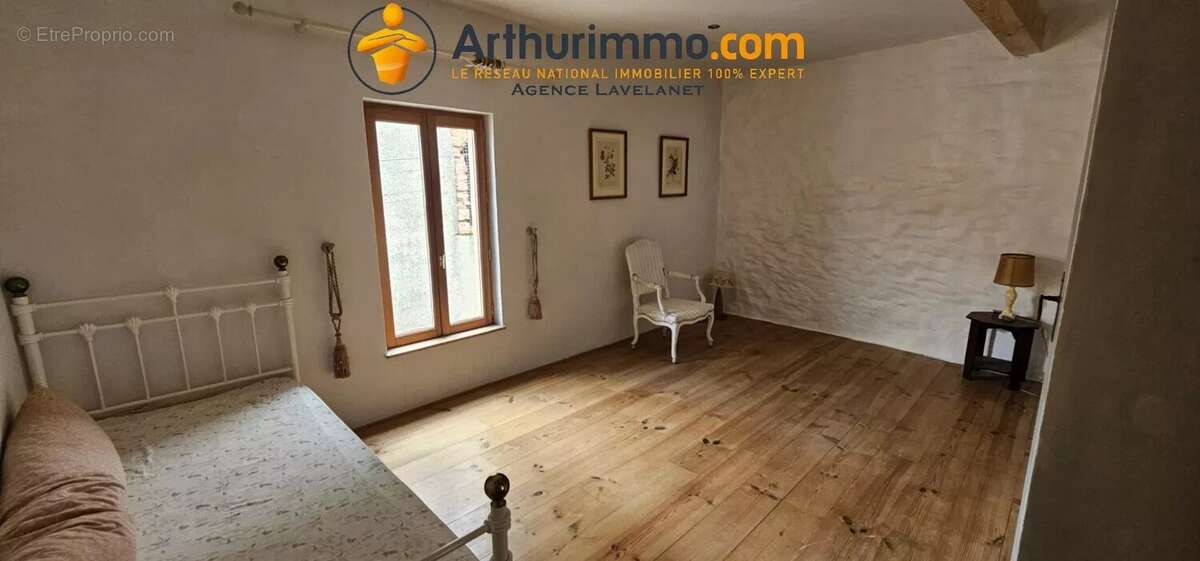 Magnifique maison de trois chambres dans une ancienne grange en pierre, avec jardin et terrasse sur le toit. - photo 18
